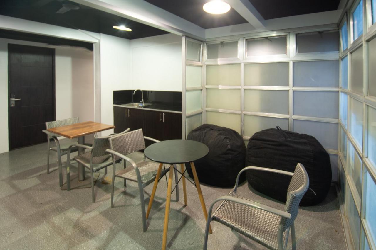 Ark Hostel City Center Manila Pasay Kültér fotó